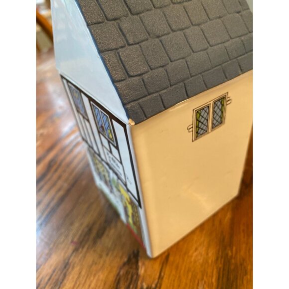 Wade England Porcelain Ye Olde Tearoom 7.5" Tea Canister 1980s Village Stores Ho - Picture 3 of 9